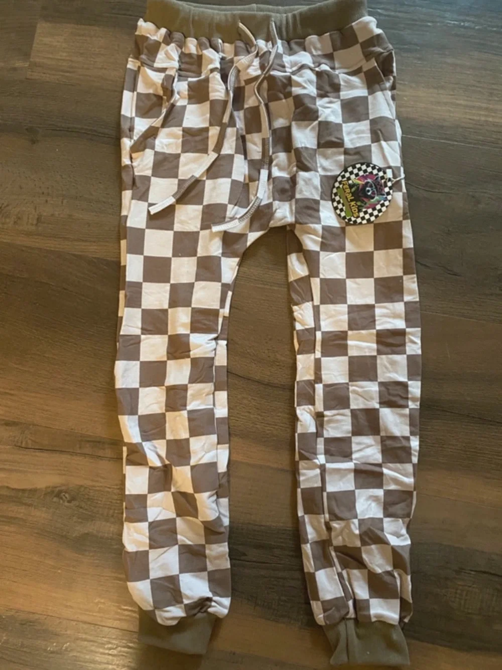 Feral Kids bamboo French terry joggers 10-12y NWT